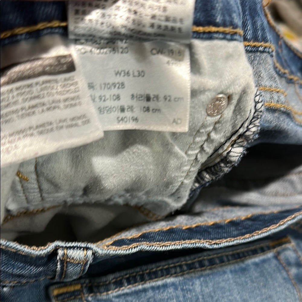 Levi's 513 36x30 Blue Straight Jeans Premium Denim - Picture 4 of 4